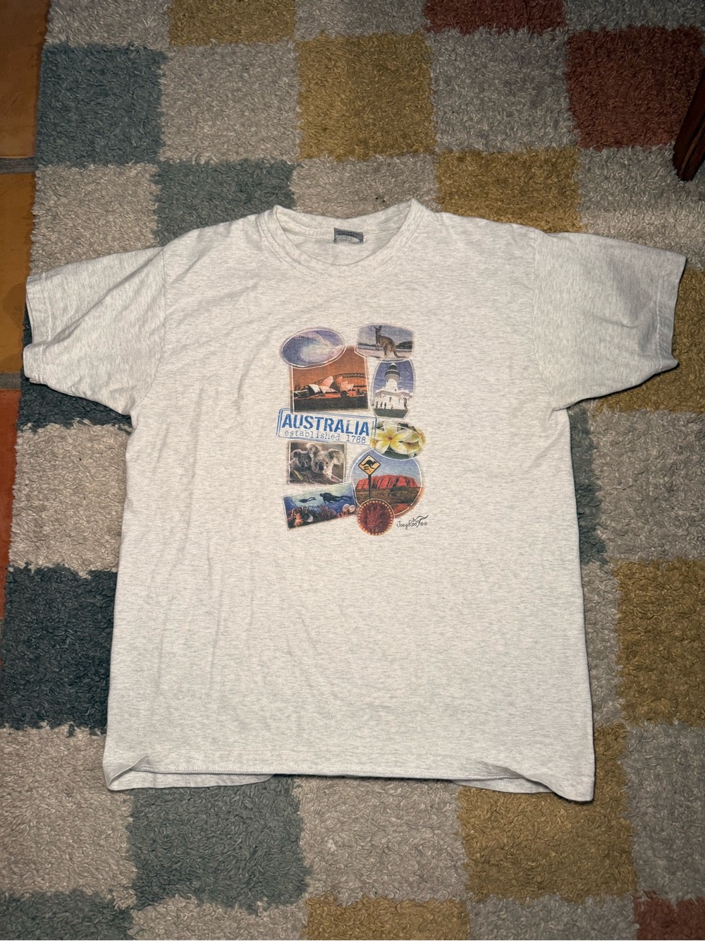 Heather Gray Short-Sleeve Australia Graphic Tee